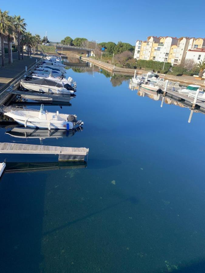T3 Vue Mer Et Plage, Avec Wifi Et Parking Saint-Pierre-la-Mer  Luaran gambar