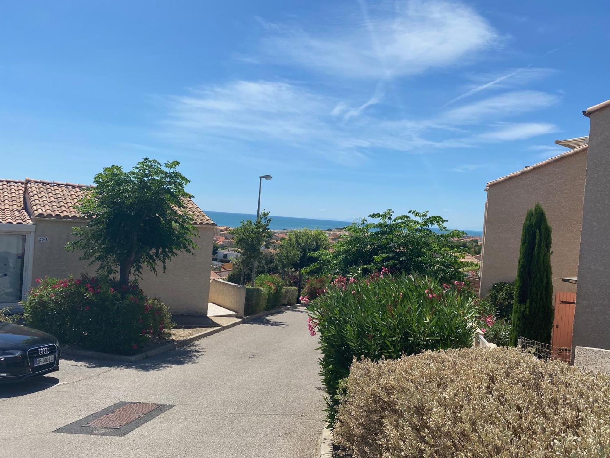 T3 Vue Mer Et Plage, Avec Wifi Et Parking Saint-Pierre-la-Mer  Luaran gambar